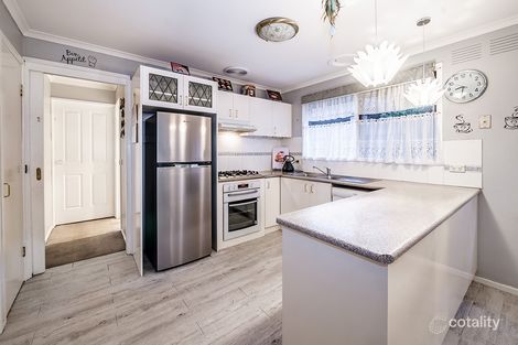 Property photo of 40 Lamont Crescent Cranbourne VIC 3977
