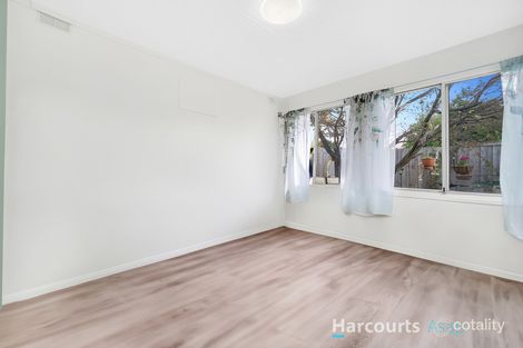 Property photo of 34 Downard Crescent Dandenong North VIC 3175