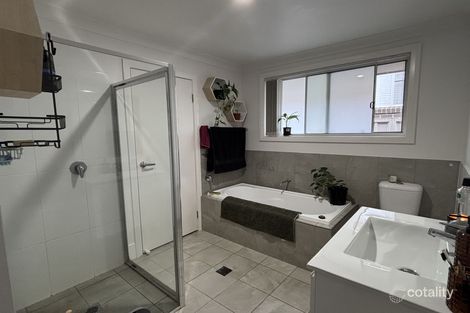 Property photo of 16 Borrowdale Close North Tamworth NSW 2340