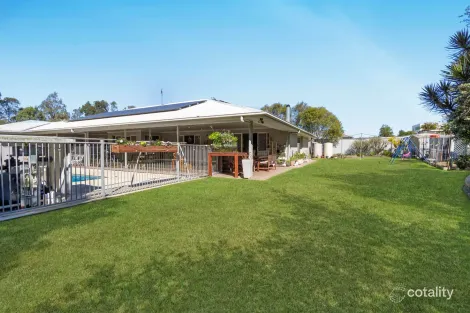 Property photo of 65 Kensington Drive Flinders View QLD 4305