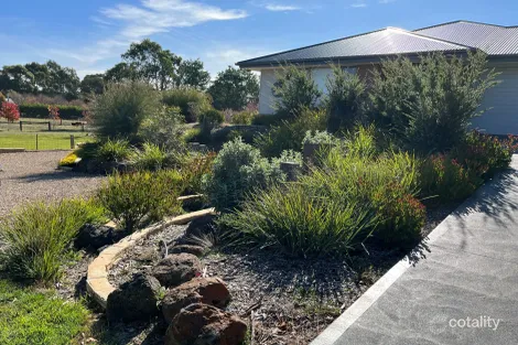 Property photo of 23B Sullivans Road Woodend VIC 3442