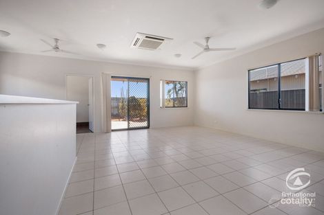 Property photo of 21 Walker Close Millars Well WA 6714