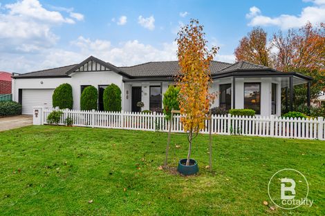 Property photo of 15 Taunton Place Lake Gardens VIC 3355