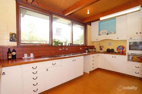 Property photo of 15 Long Beach Crescent Mount Waverley VIC 3149