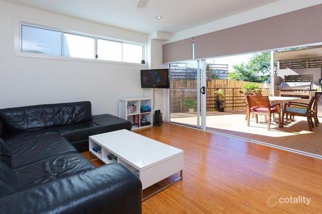 Property photo of 2/68 Stuart Street Bulimba QLD 4171