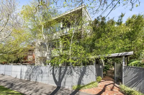 11/119 Brighton Rd, Elwood, VIC 3184