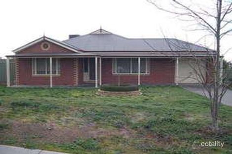 Property photo of 7 Jaime Court Spring Gully VIC 3550