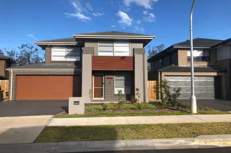 Property photo of 7 Changsha Road Edmondson Park NSW 2174