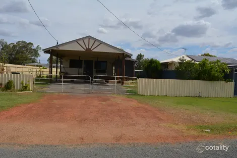 22 Bedford St, Blackall, QLD 4472