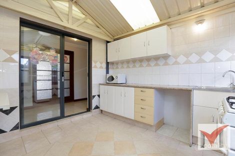 Property photo of 37 Apsley Road Willetton WA 6155
