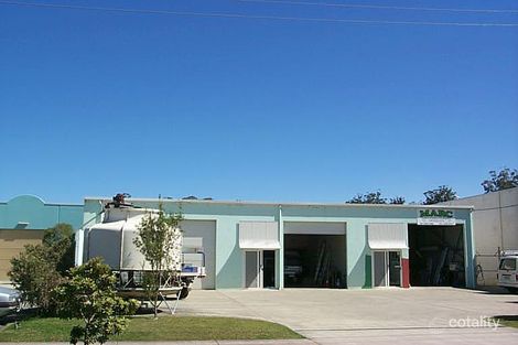 2/4 Hitech Dr, Kunda Park, QLD 4556