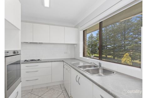 Property photo of 4/31 The Esplanade Thirroul NSW 2515