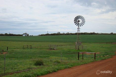 Property photo of 72 Jordan Road East Chapman WA 6532