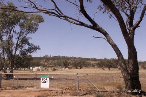 11 Carter Rd, Cunderdin, WA 6407