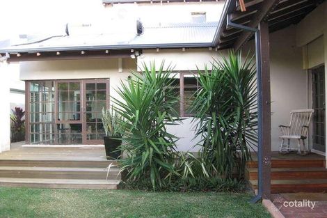 10 Windarra Dr, City Beach, WA 6015