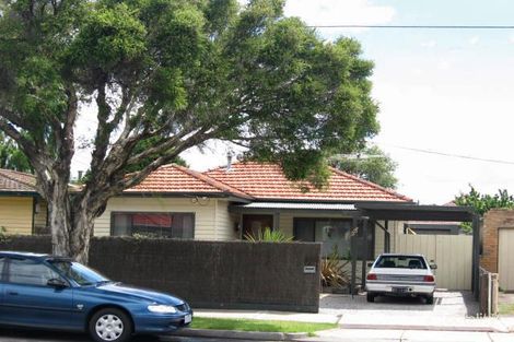 73 Maddox Rd, Newport, VIC 3015