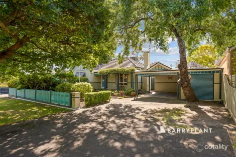 Property photo of 57 Cardinia Street Berwick VIC 3806