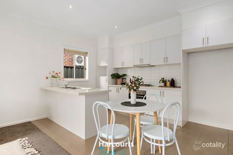 Property photo of 34 Kopi Way Wollert VIC 3750