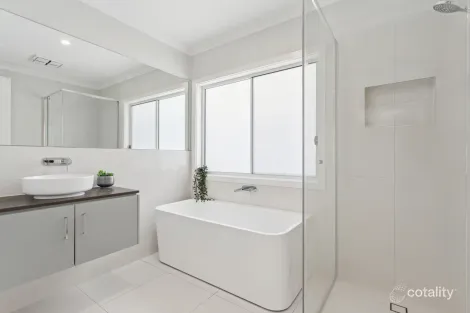 Property photo of 132 Park Avenue Nirimba QLD 4551