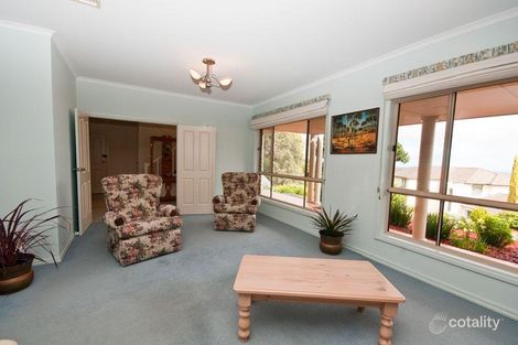 Property photo of 15 Highfield Drive Aberfoyle Park SA 5159