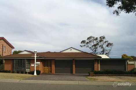 49 Pine Creek Cct, St Clair, NSW 2759