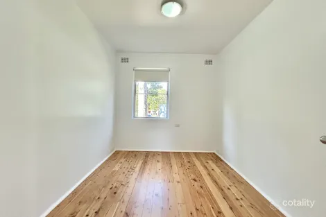 Property photo of 1/33-35 Marlene Crescent Greenacre NSW 2190