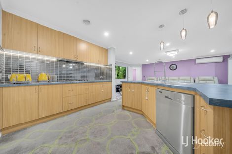 Property photo of 18 Fleet Street Narre Warren South VIC 3805