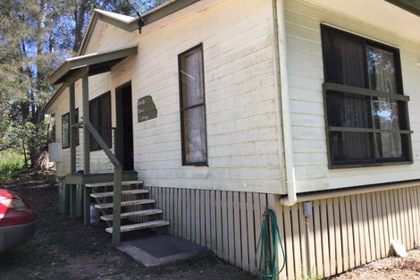 Property photo of 69 Crescent Drive Russell Island QLD 4184