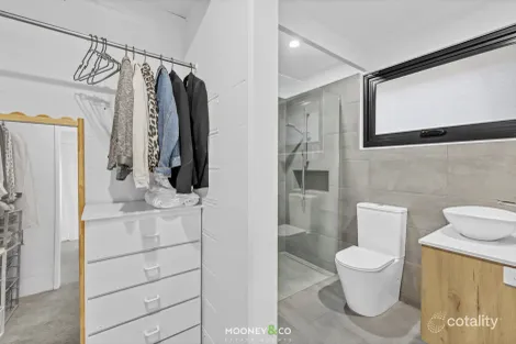 Property photo of 7 Halstead Court Cranbourne VIC 3977