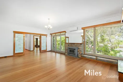 Property photo of 9 Warncliffe Road Ivanhoe East VIC 3079