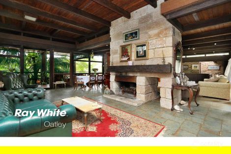 Property photo of 42 Jindabyne Crescent Peakhurst Heights NSW 2210