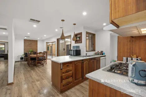 Property photo of 49 Smethurst Avenue Pakenham VIC 3810