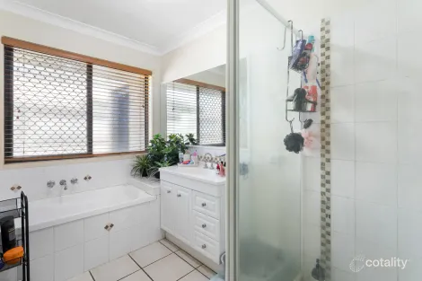 Property photo of 110 Mariner Boulevard Deception Bay QLD 4508