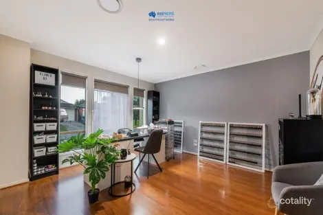 Property photo of 22 Bookham Way Cranbourne West VIC 3977