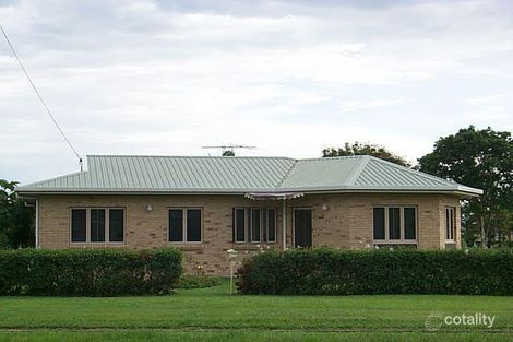 27 Palm Ave, Ingham, QLD 4850