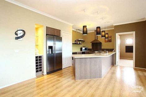 Property photo of 14 Mackellar Street Pakenham VIC 3810