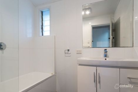 Property photo of 352 Wynnum Road Norman Park QLD 4170