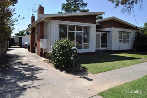 23 Bay St, Golden Square, VIC 3555