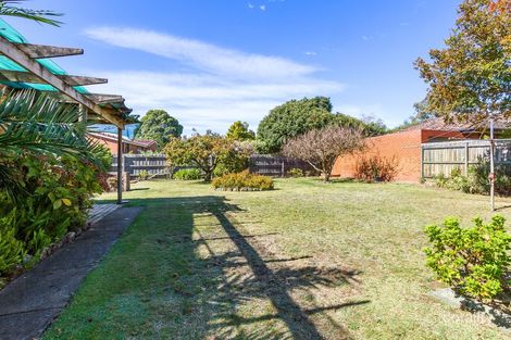 Property photo of 16 Panoramic Grove Glen Waverley VIC 3150