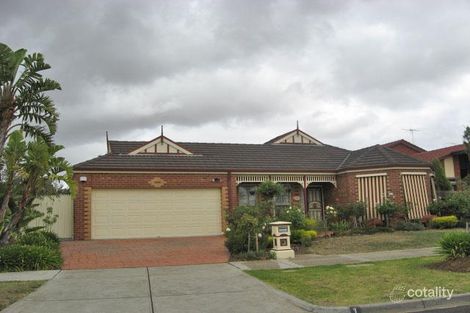 1 Solent Cres, Taylors Lakes, VIC 3038