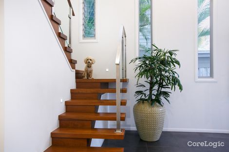Property photo of 7 Sydney Street Labrador QLD 4215