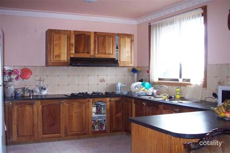 Property photo of 38 Eddie Street St Albans VIC 3021