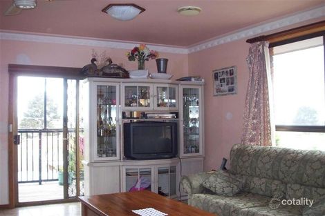 Property photo of 38 Eddie Street St Albans VIC 3021