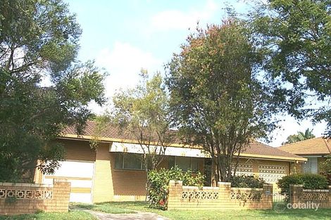 18 Iverna St, Tingalpa, QLD 4173