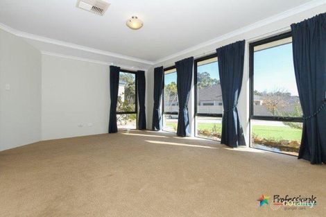 Property photo of 4 Turnberry Way The Vines WA 6069