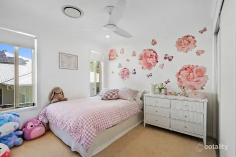 Property photo of 19 Camarillo Circuit Reedy Creek QLD 4227