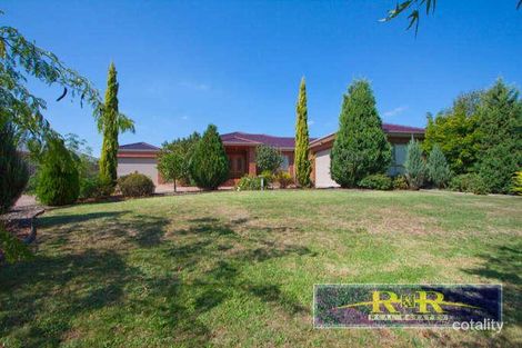 4 Cleveland Cl, Narre Warren North, VIC 3804