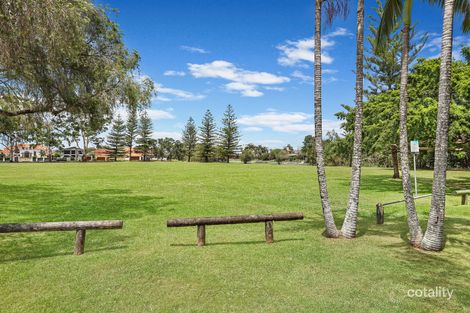Property photo of 42 Kalimna Drive Broadbeach Waters QLD 4218
