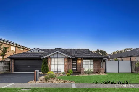 13 Tuscan Ct, Lyndhurst, VIC 3975