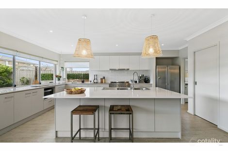 Property photo of 5 Crystal Way Torquay VIC 3228